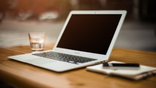 【実録】会社員webライターの1日を全部公開。文字数とかノルマは？